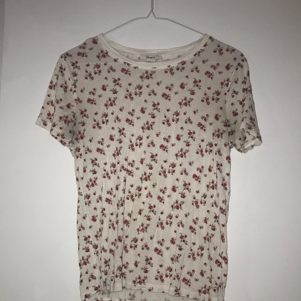 white top with roses
